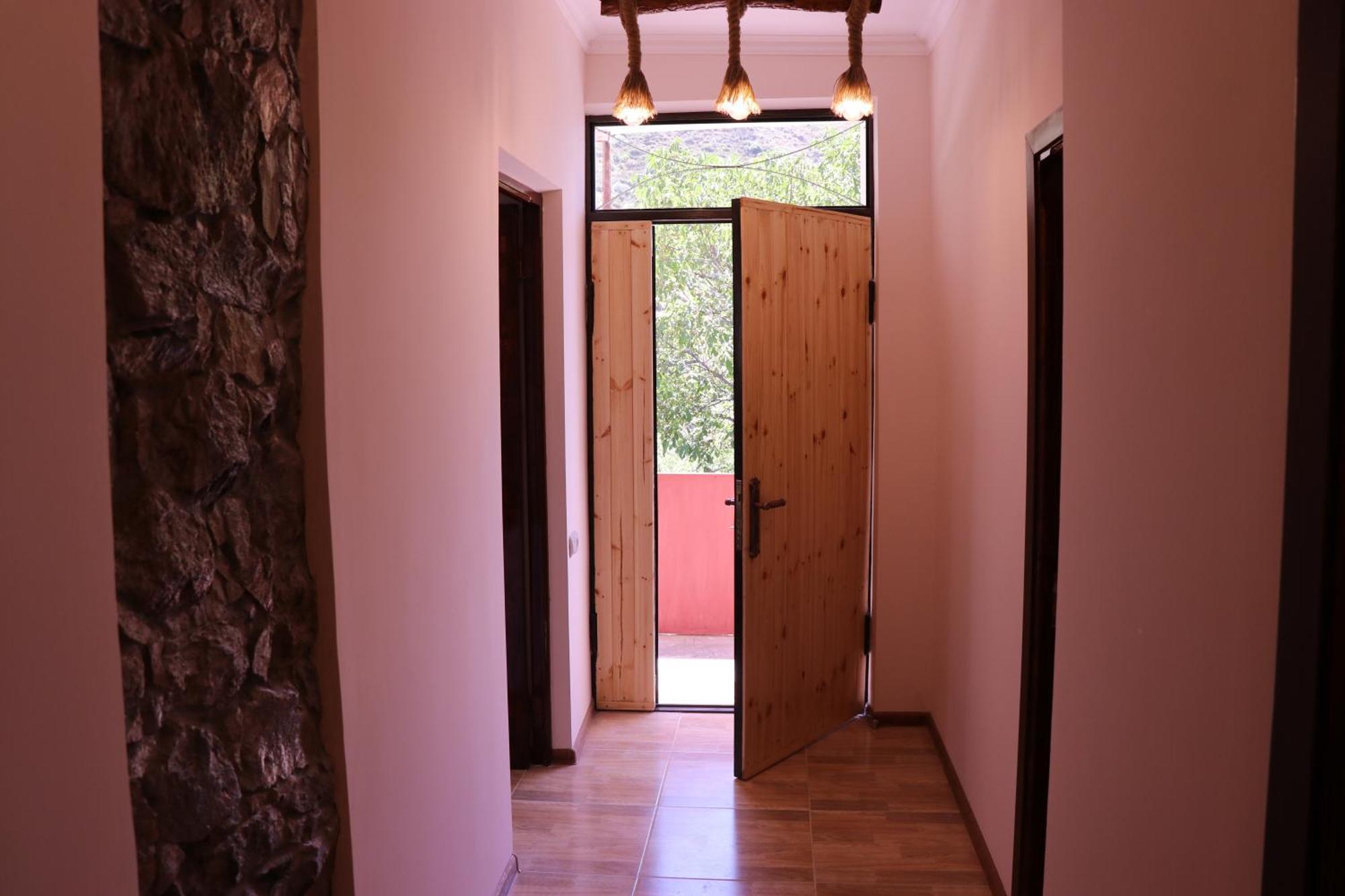 Legend Guest House Artabuynk Экстерьер фото